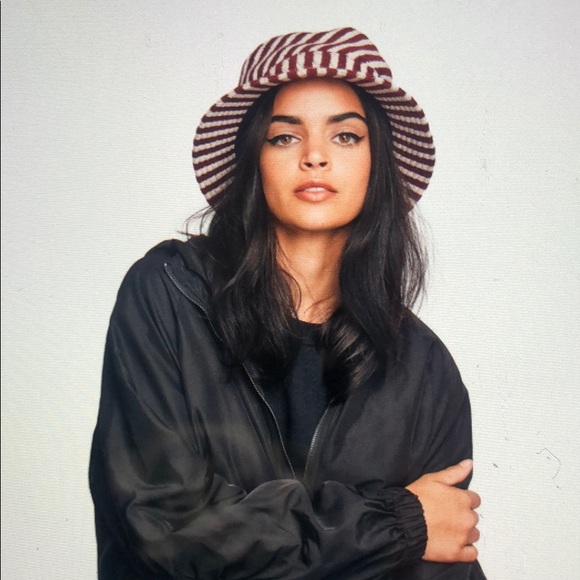 Brixton Accessories - Brixton Hardy Bucket Hat Red -Burgundy/Cream NWOT